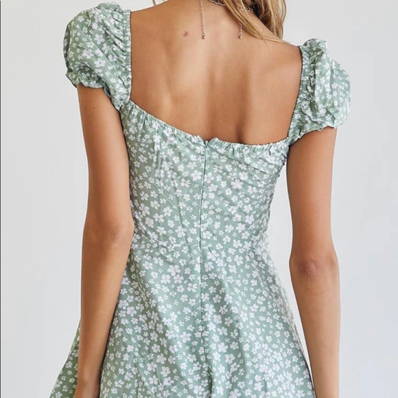 Princess Polly Finley Romper in Green - Picture 3 of 4